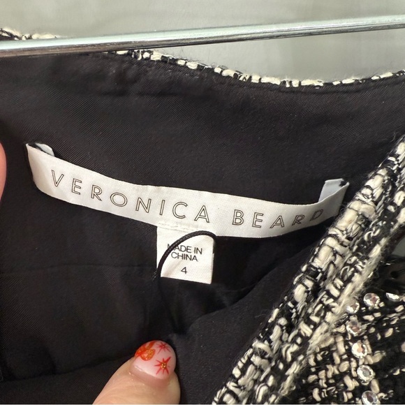 NWOT Veronica Beard Tweed Skirt Arezzo Crystal-embellished Mini
Skirt Size 4 - Picture 5 of 8